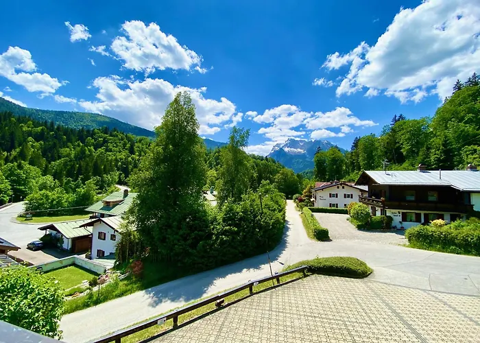 Zentsch Konukevi 4*